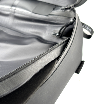 Hintertasche aus Narbenleder