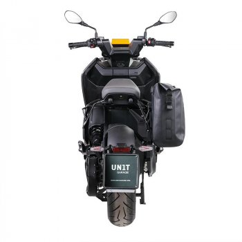 Khali TPU Seitentasche + rechter BMW CE 04 Rahmen