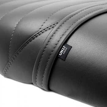 Schwarz/orange Sattelbezug BMW CE 02