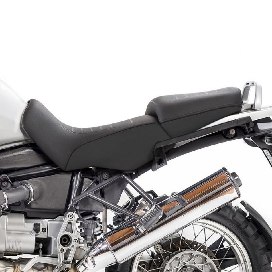 Schwarze Satteldecke