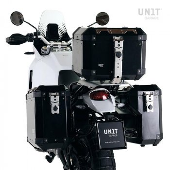 Paar Atlas-Taschen in Aluminium 47L + 41L + Ducati DesertX-Rahmen