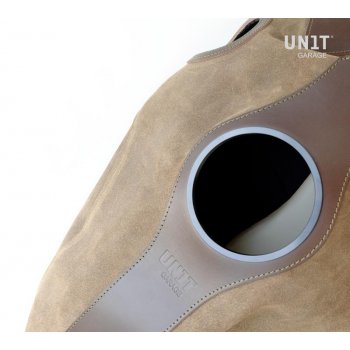 Tankdeckel in Leder geteilt