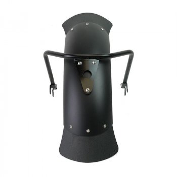 Schwarzer vorderer Kotflügel